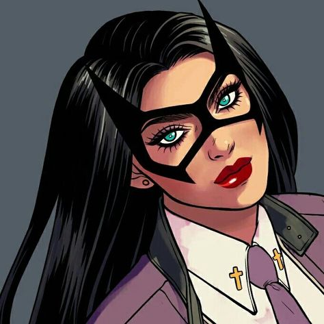 Huntress Dc, Helena Bertinelli, The Huntress, Comic Face, The Bat Man, Dc Comics Wallpaper, Dc Icons, Hero Girl, Comics Girls