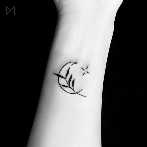 Leaves And Stars Tattoo, Moon Leaves Tattoo, Leaf Moon Tattoo, Moon Leaf Tattoo, Holly Tattoo, Star Tattoo On Wrist, Gold Tattoo, Star Tattoo, Sun Tattoos