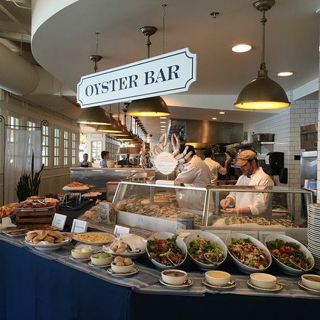 Oyster Bar Interior Design, Oyster Bar Design, Coastal Restaurant, Oyster Bar Restaurant, Seafood Bar, Raw Bar, Fishing Room, Bar Inspiration, Food Bar