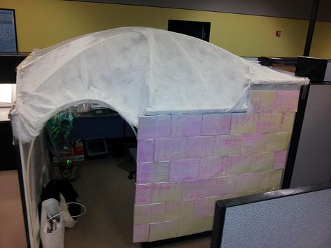 Igloo Cubicle | Flickr - Photo Sharing! Igloo Cubicle, Holiday Office Decor, Cube Ideas, Christmas Desk Decorations, Christmas Cubicle, Cubicle Decorations, Cubicle Ideas, Christmas Cubicle Decorations, Cubicle Office