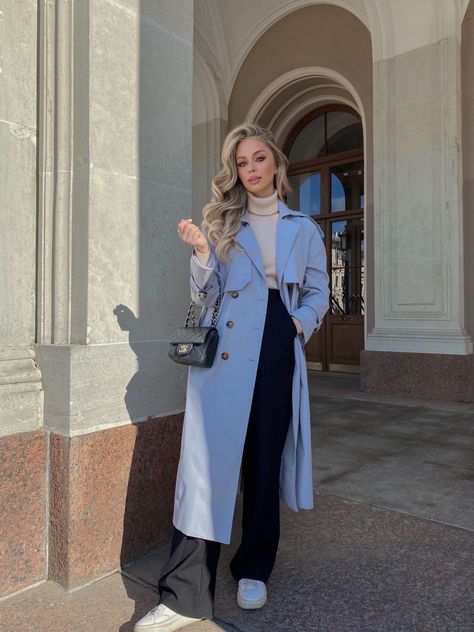 Pastel Blue Winter Outfit, Winter Outfits Bright Colors, Light Blue Coat Outfits For Women, Sky Blue Jacket Outfit Women, Baby Blue Winter Outfit, Purple Trench Coat Outfit, Light Blue Coat Outfit Winter, Baby Blue Jacket Outfit, Light Blue Trench Coat Outfit