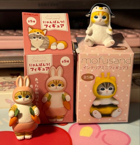 Mofusand japan blindbox cute kawaii figurines cat bunny meow penguin girl teen aesthetic Mofusand Widget, Blind Boxes Aesthetic, Pucky Popmart Collection, Mofusand Plushies, Mofusand Stickers, Calico Critters Families, Dream Gift, Sonny Angel, Sylvanian Families