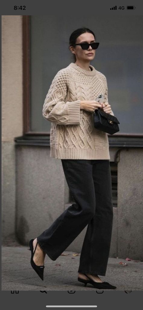 Knit Sweater Outfit, Black And White Outfit, Looks Chic, 가을 패션, Style Chic, Looks Style, Look Fashion, Minimalist Fashion, Autumn Winter Fashion