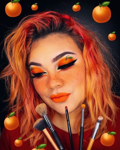 Orange Face Makeup, Orange Fruit Makeup, Taylor Swift Makeup Ideas, Fruit Makeup, Character Help, Taylor Swift Makeup, Orange Photo, Orange Makeup, Tiktok Ideas