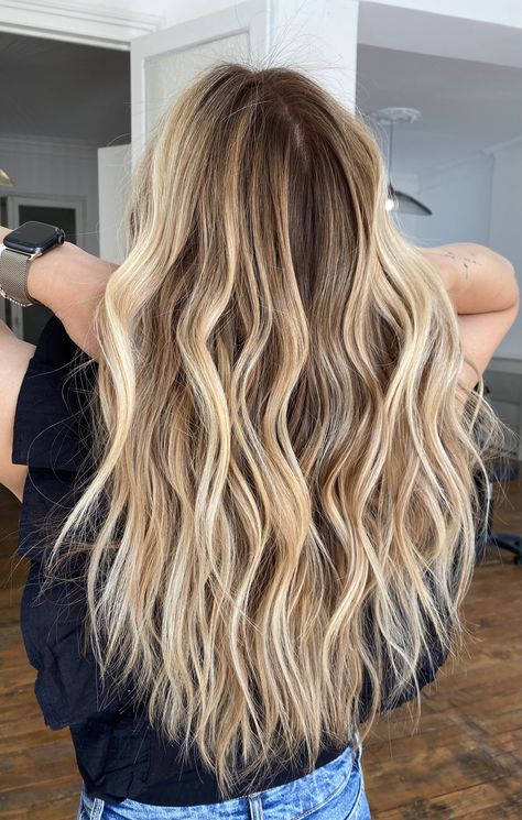 Balayage Blond Honey Blonde Balayage Long Hair, High Dimension Blonde, Sombre Blonde Balayage, California Blonde Balayage, High Balayage Blonde, Balayage Blond Beige, Balyage Long Hair Blonde, Air Touch Balayage, Blond Bayalage