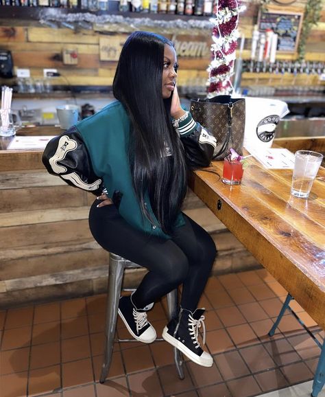 Black Rick Owens Outfit, Outfits With Rick Owens, Rick Owens Outfit Black Women, Rick Owen Outfit, Rick Owens Shoes Outfit, Rick Owens Outfit, Cute Swag Outfits, Baddie Outfits Casual