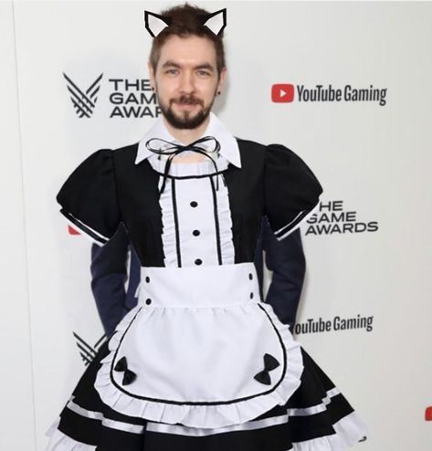 jacksepticeye in a maid outfit with cat ears Cow Maid Outfit, Maid Outfit Male, Cat Suit Outfit, Catboy Outfit, Cat Maid Dress, Cat Maid Outfit, Catboy Maid, Fem Boy Outfits, Florida Man