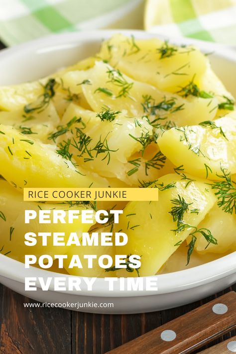 Do you know you can make great tasting steamed potatoes in your rice cooker? Lets see how! Rice Cooker Potatoes, Steam Potatoes, Cuckoo Rice Cooker, Steamed Zucchini, Pasta Side, Steamed Potatoes, Making Baked Potatoes, Rice Cooker Recipes, Steam Veggies