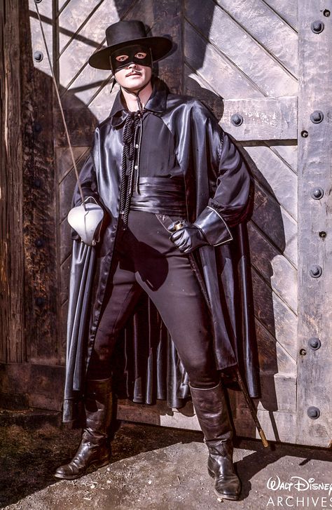 Zorro Costume, Zorro Movie, Disney Zorro, The Legend Of Zorro, Guy Williams, The Mask Of Zorro, Lee Van Cleef, Black Cowboys, Superhero Cosplay