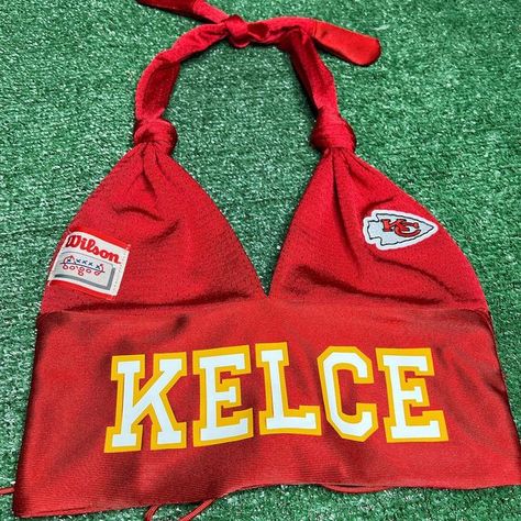 Chiefs Fan Outfit, Cute Chiefs Game Outfit, Chiefs Game Day Outfit, Travis Kelce Jersey, Event Attire, Gameday Fashion, Chief Clothes, College Gameday Outfits, Football Outfit