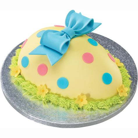 Easter Egg Cake Decorating Ideas, Egg Shaped Cake, Easter Cake Designs, Easter Theme Party, Idea Cake, Easter Egg Cake, Polka Dot Cakes, Buttercream Cake Designs, Buttercream Cake Decorating