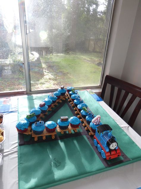 Cupcake Train Birthday, Cupcake Train Cake, Train Theme Cupcakes, Thomas The Train Decorations, Train Cupcakes For Boys, Thomas The Train Cupcakes, Train Desserts, Thomas The Train Birthday Party Cake, Thomas Birthday Party Ideas