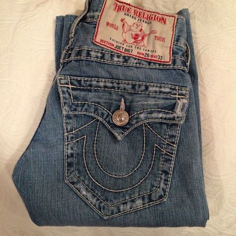 Authentic TRUE RELIGION Joey Big T BOYFRIEND Jeans True Religion Outfits, Latina Fashion Outfits, Outfit Vintage, Kehlani, Cute Jeans, Cute Everyday Outfits, True Religion Jeans, It Girl, 2000s Fashion