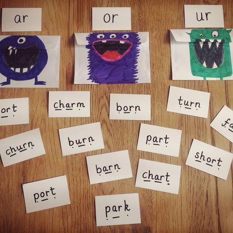 Graphemes Activities, Eyfs Intervention, Phonics Games Year 1, Monster Phonics, Summer Tutoring Ideas, Continuous Provision Year 1, Eyfs Provision, Phase 3 Phonics, Phonics Display