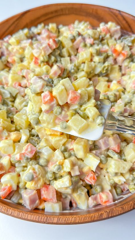 Olivier Salad - The Modern Nonna Russian Potato Salad, Russian Salad, Salad Recipes Healthy Lunch, Salad Recipes Healthy Easy, Decorações Com Comidas, Fresh Salad Recipes, Healthy Food Dishes, Healthy Homemade Recipes, Quezon City