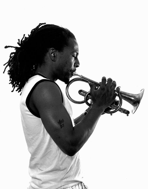 roy hargrove Roy Hargrove, Birthday Photoshoot Ideas Boys, Vibe Board, Studio Pictures, Jazz Saxophonist, Barry White, Jazz Players, Chet Baker, Musician Photography