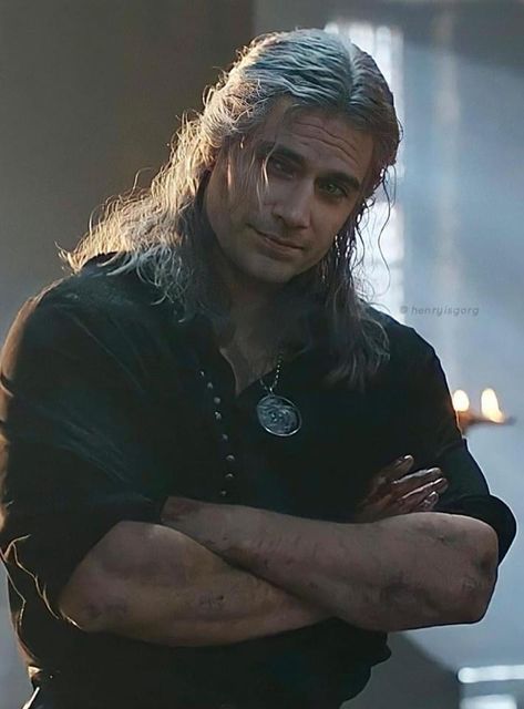 Henry Cavill, The Witcher, A Man, Long Hair, Hair, On Instagram, Instagram, Black