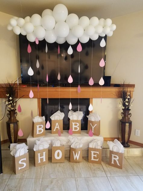 Baby Shower Simple Decorations, Simple Baby Shower Decorations, Baby Shower Simple, Easy Baby Shower, Gender Reveal Baby Shower Themes, Fiesta Shower, Baby Gender Reveal Party Decorations, Diy Baby Shower Decorations