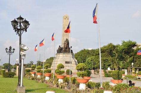 Rizal park, Manila, philippines  http://www.carltonleisure.com/travel/flights/first-class/philippines/manila/belfast/ Rizal Park Manila, Luneta Park, Rizal Park, Conference Themes, Business Class Flight, Restaurant Themes, Davao City, Escape Room Game, Art Exhibits