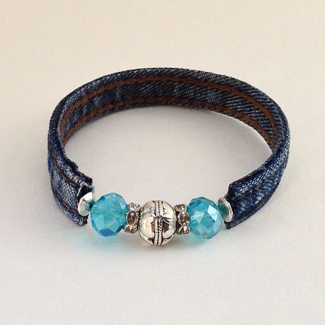 Denim Cuff Bracelet, Jean Ideas, Denim Bracelet, Blue Jeans Crafts, Denim Jewelry, Denim Crafts, Eco Friendly Jewelry, Bracelet Blue, Upcycled Jewelry