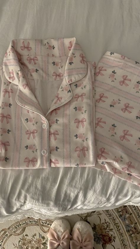 Cute Aesthetic Pjs, Cute Pjs Set, Aesthetic Pajama Set, Cute Pjs Aesthetic, Aesthetic Sleepwear, Bow Pajamas, Pajama Aesthetic, Aesthetic Pjs, Pj Aesthetic