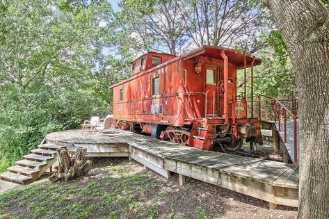 This Couple Transformed an Old Train Depot Into a Family Home and the Inside Is Pure Magic Delish Loft Balcony, Train Caboose, Arched Cabin, Car Shed, Container Conversions, Library Ladder, Barns Sheds, Train Depot, Unusual Homes