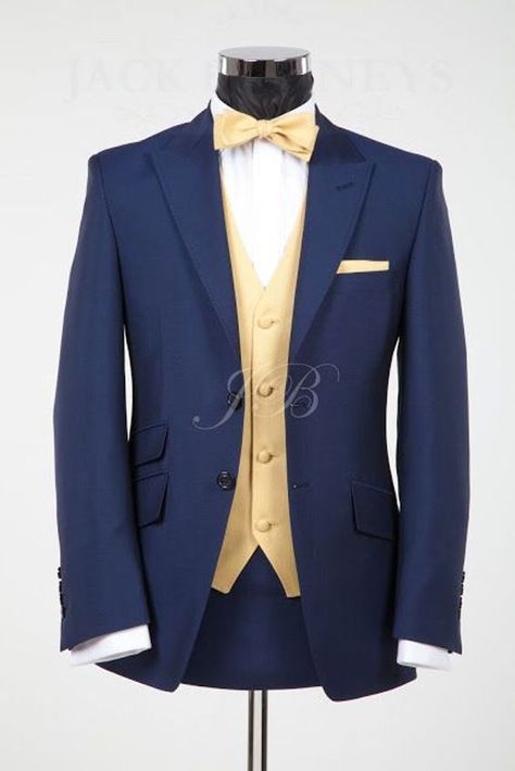 Vintage Wedding Suits, Beauty And The Beast Quince, Beauty And The Beast Wedding Theme, Beauty And Beast Wedding, Groom Bowtie, Beauty And The Beast Party, Blue Suit Wedding, Suits Men, Groomsmen Attire