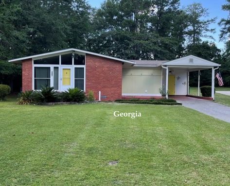 1965 Mid-Century Modern Home For Sale in Georgia Under $135K - Old Houses Under $50K 2000 Sq Ft House Plans Mid Century, Vintage Mid Century House Plans, Vintage House Plans 1960s, Modern Homes For Sale, Sewage System, Old Houses For Sale, Sump Pump, Window Vinyl, Mid Century Modern House