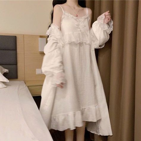 Pajamas Aesthetic Dress, Pajama Dress Aesthetic, Japanese Sleepwear, Nightgown Aesthetic, Cute Nightgowns, Sleep Clothes, Pajama Fashion, Elegant Mini Dress, Sleepwear Fashion