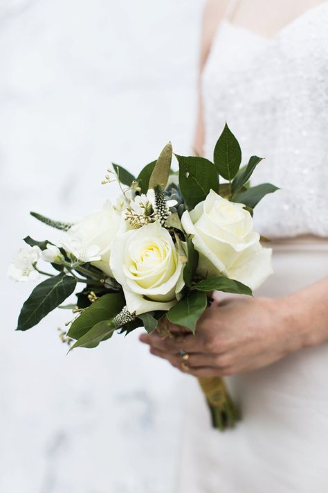 Simple Bridesmaid Bouquets, Bouquet Greenery, Sunflower Bridal Bouquet, Ivory Bouquet, Small Bridal Bouquets, Ivory Bouquet Wedding, Small Wedding Bouquets, Simple Wedding Bouquets, Cascading Bouquet