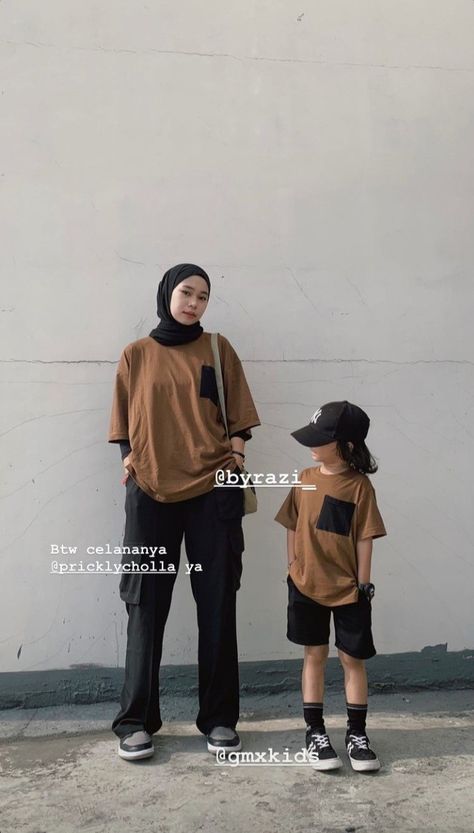 Mom And Som, Son Outfits, Outfit Simple, Mommy And Son, Kids Ootd, Style Hijab, Hijab Ootd, Sweatshirt Outfit