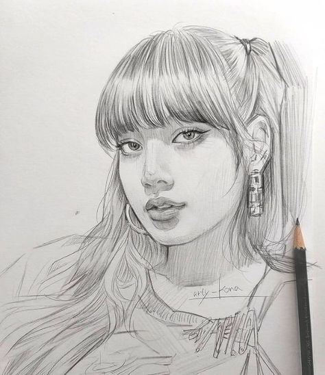 Lisa Blackpink Sketch, Lalisa Drawing, Blackpink Sketch, Lisa Drawing, She Is, Pencil Portrait Drawing, Who Is She, Sketching Drawing, Celebrity Drawings