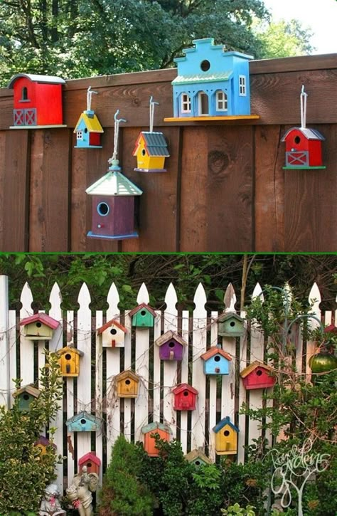 Outdoor Fence Decor, Cool Bird Houses, Backyard Fence Decor, Backyard Decorations, Homemade Bird Houses, Diy Garden Fence, Rustic Fence, Diy Fence, Decorative Bird Houses