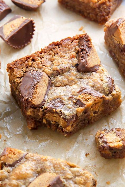 Vegan Blondies, Peanut Butter Blondies, Baker By Nature, Dessert Oreo, Eggless Recipes, Chocolate Peanut Butter Cups, Desserts Vegan, Tofu Scramble, Vegan Peanut Butter