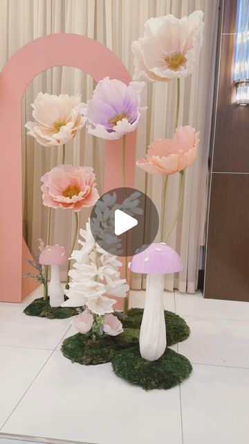 Large Flower Art on Instagram: "Bringing the fairy birthday theme indoors with our large floral installations! 🌸

How cute are the mushrooms 🍄 
@floral.lab.la 

For pricing please inquire on our website. 

We are only renting in the Los Angeles, OC and San Diego area.

Unfortunately we do not ship at the moment 🥲 but we will be opening up sales towards the end of the year ✨ so sign up to our newsletter for updates. 

#fairyfirstbirthday #1stbirthdayparty #largeflowers" Fairy Theme Birthday Party Decoration, Fairy Birthday Themes, Fairy Theme Birthday Party, Alice In Wonderland Tea Party Birthday, Floral Installations, Garden Party Birthday, Alice In Wonderland Tea Party, Fairy Birthday, Tea Party Birthday