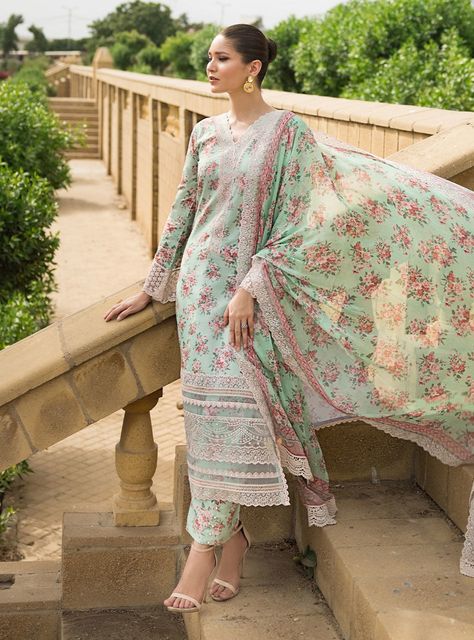 Zainab Chottani, Lawn Design, Based On A True Story, Chiffon Collection, Embroidered Sleeves, Pants Fabric, Embroidered Border, Pakistani Bridal Wear, Chiffon Dupatta