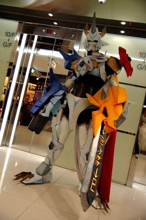 Digimon - Omegamon Mecha Cosplay, Digimon Cosplay, Awesome Costumes, Digimon Frontier, Digimon Digital Monsters, Digimon Adventure Tri, Epic Cosplay, Male Cosplay, Digimon Adventure