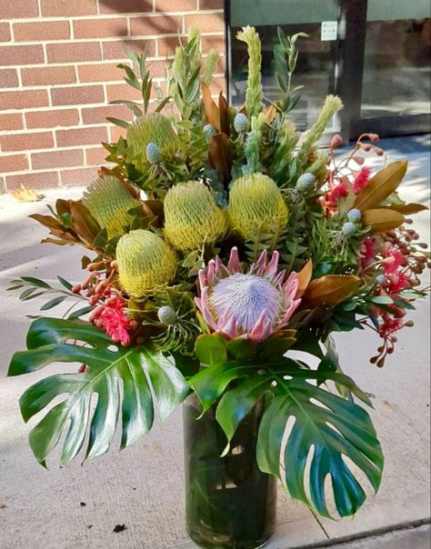 textured stunning wild flowers! #wildflowers #bouquet #freshbouquet #protea #nativeflowers #loveflowers #weddingflowers #natives Unique Flower Arrangements, Unique Flowers, Love Flowers, Garden Plants, Florist, Wild Flowers, Flower Arrangements, Wedding Flowers, Texture