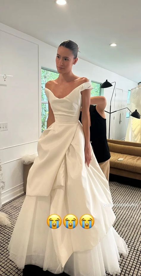 Cinq Wedding Dress, Sum Dresses, Vivienne Westwood Bridal, Vivienne Westwood Wedding Dress, Vivienne Westwood Wedding, Wedding Dressses, Fancy Wedding Dresses, Short Wedding Dress, Dreamy Wedding