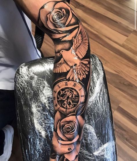 Tattoos Forearm, Half Sleeve Tattoos Forearm, Half Sleeve Tattoos, Rose Tattoos For Men, Istoria Artei, Men Tattoos Arm Sleeve, Forarm Tattoos, Cool Arm Tattoos, Forearm Sleeve Tattoos