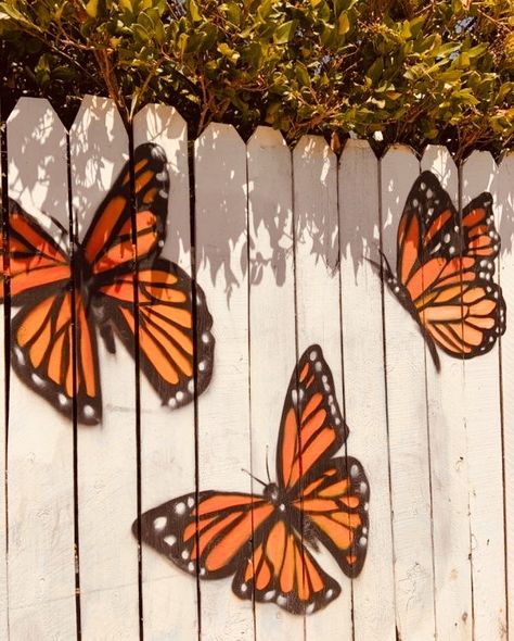 Butterfly Wall Painting Bedrooms, Butterfly Wall Painting, Chalkboard Wall Bedroom, Garden Mural, Sunflower Wall Art, Fence Art, Fence Paint, Chalkboard Wall, Butterfly Painting