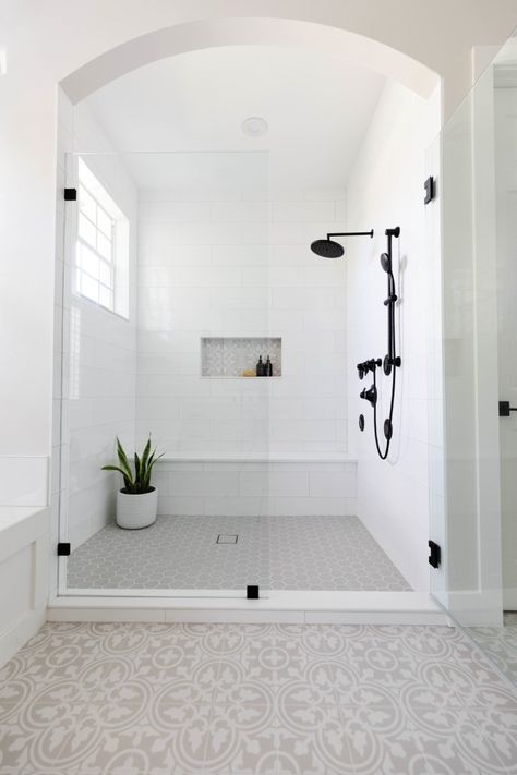 Bathroom With Chevron Tile, Best Bathroom Ideas Master Bath, White Stand Up Shower Ideas, Bathroom Ideas With White Tile, Modern Farmhouse Master Shower Ideas, Master Shower With No Door, Long Subway Tile Shower White, Bathroom With Small Shower Stall, Farmhouse Shower With Bench