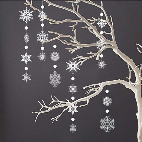 Winter Wonderland Party Outdoor, Winter Wonderland Office Decorations White Christmas, Snow Flake Decoration, Winter Wonderland Banner, White Christmas Office Decorations, Christmas Decor Ideas For Classroom Wall, Winter Hallway Decorations School, Winter Wonderland School Decorations, Winter Wonderland Office Decorations