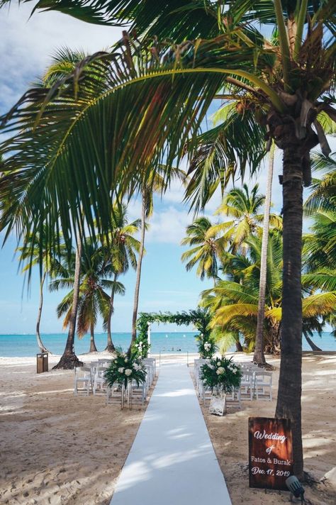 Dominican Republic Wedding Decor, Dominican Republic Beach Wedding, Beach Wedding Dominican Republic, Island Wedding Ideas Caribbean, Wedding In Dominican Republic, Bahamas Beach Wedding, Carribean Wedding Ideas, Caribbean Wedding Decor, Jamaican Beach Wedding