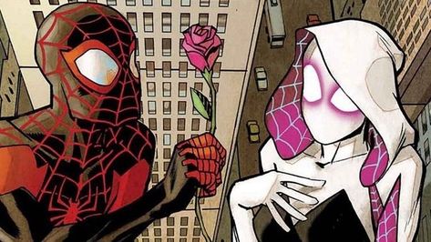 Spiderman And Spider Gwen, Image Spiderman, Matching Pfp Couple, Deadpool And Spiderman, Spiderman Comic, Matching Wallpaper, Spiderman Art, Cartoon Profile Pics, Cute Profile Pictures