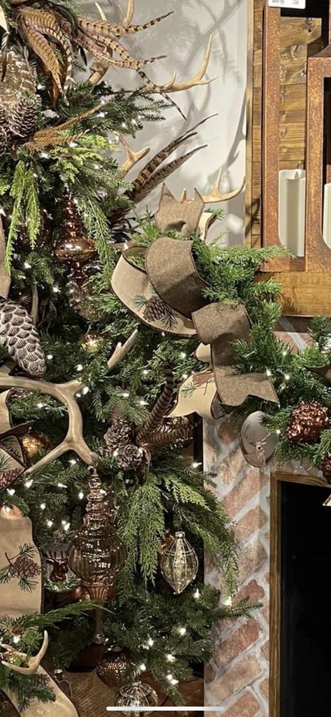 Hunting And Fishing Christmas Tree, Rustic Hunting Christmas Tree, Hunting Cabin Christmas Decor, Rustic Mountain Christmas Decor, Hunting Lodge Christmas Decor, Deer Antler Tree Topper, Woodsy Christmas Decor Rustic, Christmas Decor With Deer Antlers, Hunting Themed Christmas Tree