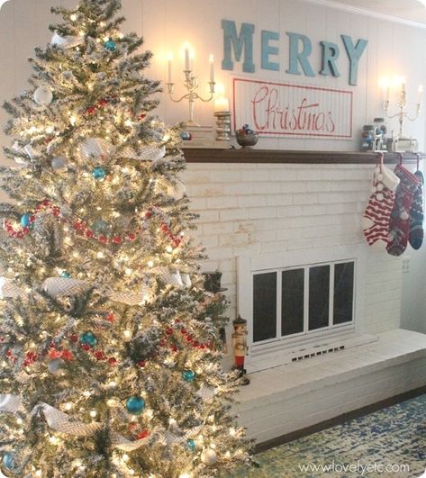 Turquoise Christmas, Mantel Ideas, Red Christmas Decor, Sign Letters, White Fireplace, Christmas Mantel, Dusty Green, Flocked Christmas Trees, Merry Christmas Sign