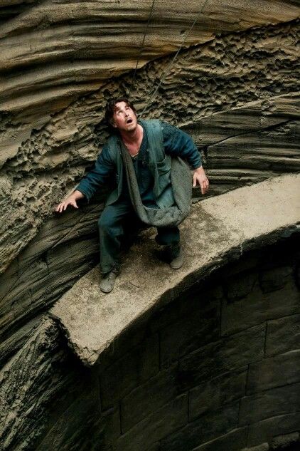 Escaping the Pit. Batman Rises, Nolan Film, Batman Christian Bale, The Bat Man, The Dark Knight Trilogy, Batman Pictures, Dark Knight Rises, Batman Dark, Batman Begins