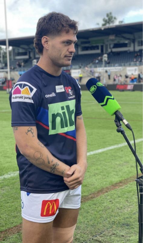 Kayln Ponga Tattoos, Rugby Mullet, Kayln Ponga, Kalyn Ponga, Nrl Players, Rugby Boys, Modern Mullet, Rugby Men, Faded Hair