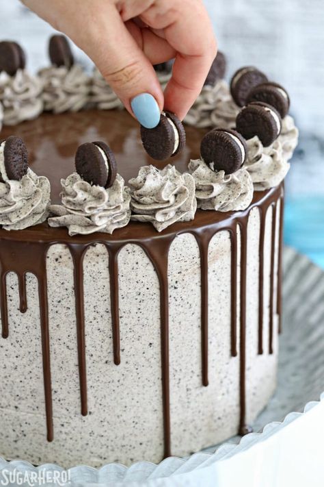 Sleepover Cakes, Cream Cake Filling, Epic Cookies, Oreo Torte, Cafe Cake, Chocolate Oreo Cake, Cake Filling Recipes, Cake Filling, Cookies And Cream Cake